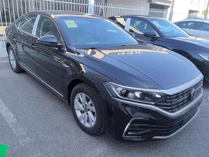 Volkswagen Passat Hybrid 2025 2025款 430PHEV 混动商务版