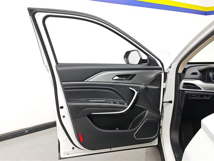 Bestune T77 2023 2023款 1.5T 自动豪华型