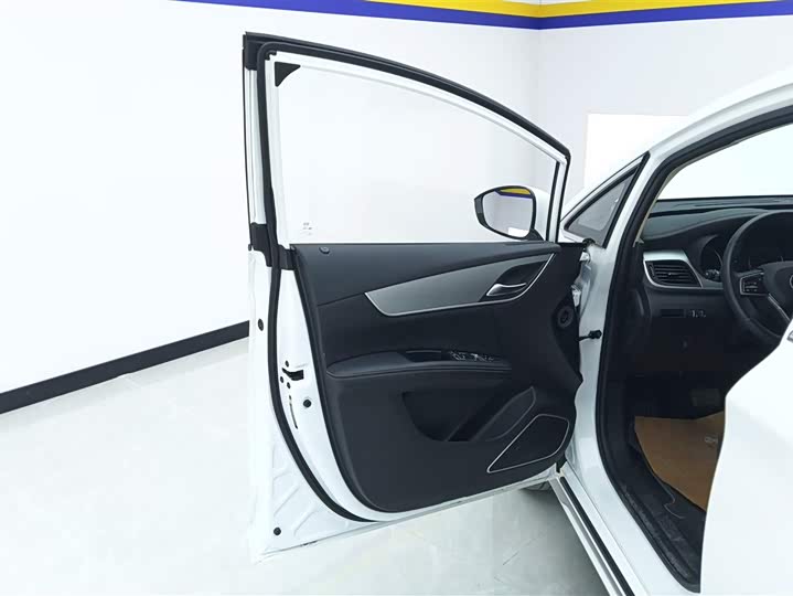 BYD Song Max 2021 2021款 升级版 1.5T 自动豪华型 7座