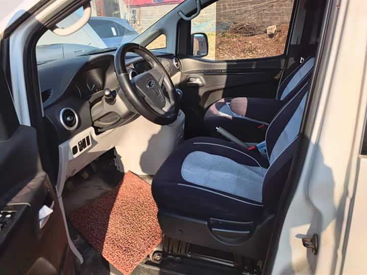 JAC Refine M3 2021 2021款 PLUS 1.8L 2座穿梭版