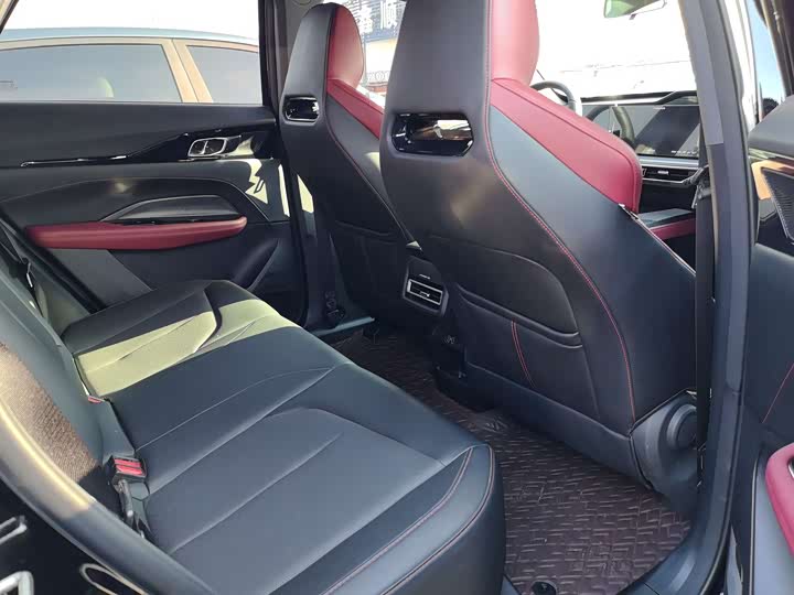 Changan Oshan Z6 2023 2023款 蓝鲸 1.5T DCT智享型