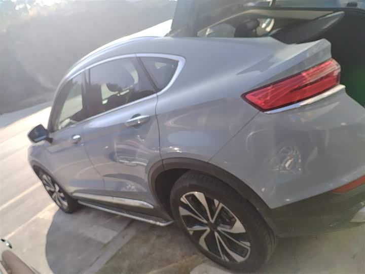 Geely Tugella S 2021 2021款 2.0TD DCT两驱闪电版