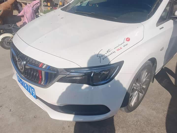 Buick GL6 2021 2021款 323T 轻混动互联豪华型