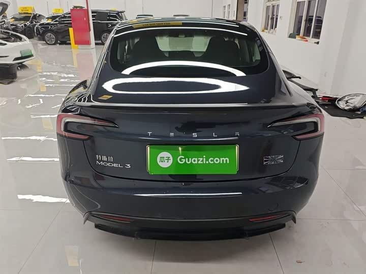 Tesla Model 3 2024 2024款 高性能全轮驱动版
