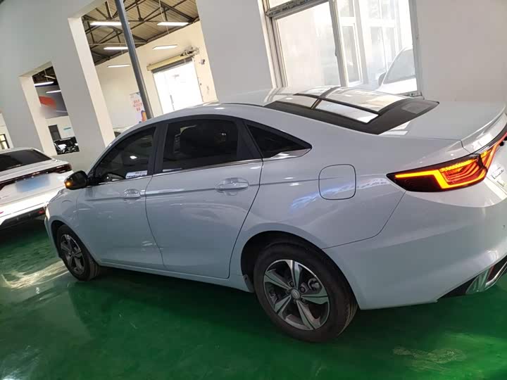 2022 Geely Emgrand L Hi·P Hybrid