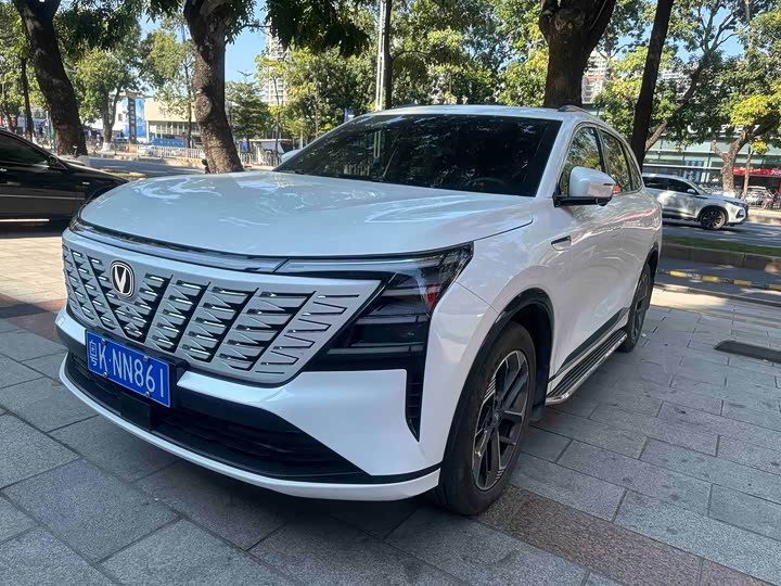 Changan CS75 Plus 2025 2025款 第四代 1.5T 新蓝鲸 智慧尊享型