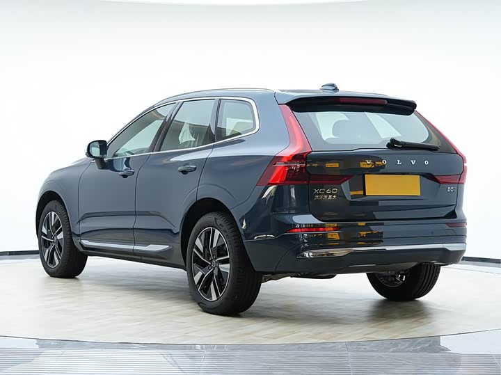 Volvo XC60 2026 2026款 B5 四驱智远豪华版