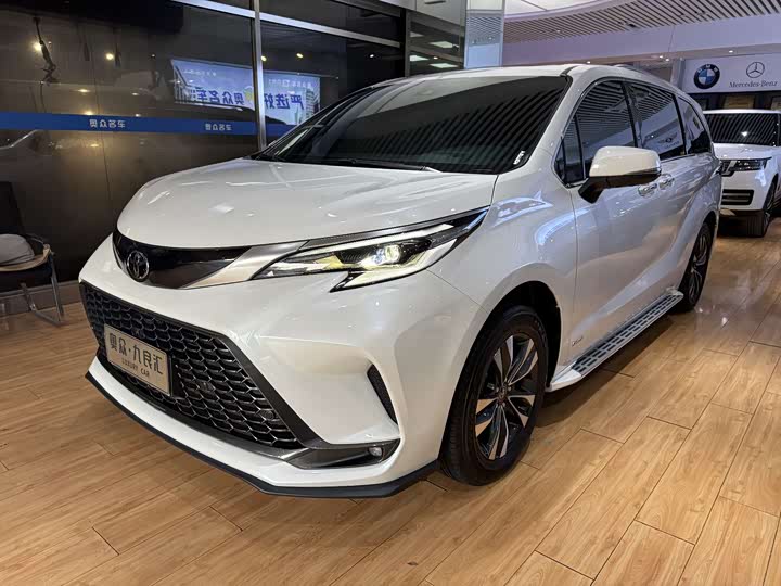 Toyota Granvia 2024 2024款 2.5L混动 尊贵PLUS四驱版