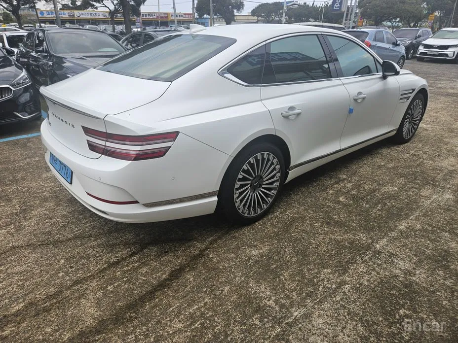 Genesis G80 2021 e-AWD