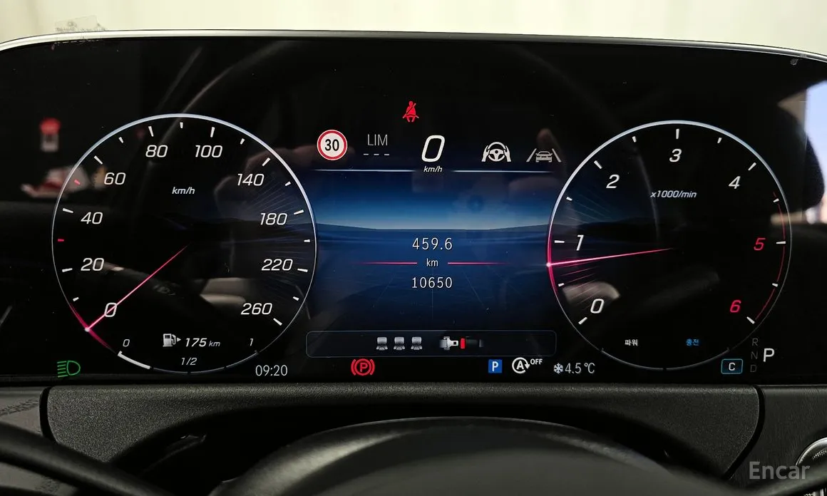 Mercedes-Benz E-Class 2024 E220d 4MATIC Exclusive