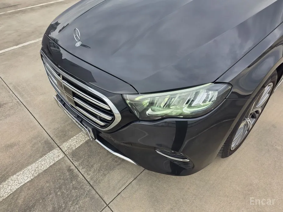 Mercedes-Benz E-Class 2024 E220d 4MATIC Exclusive