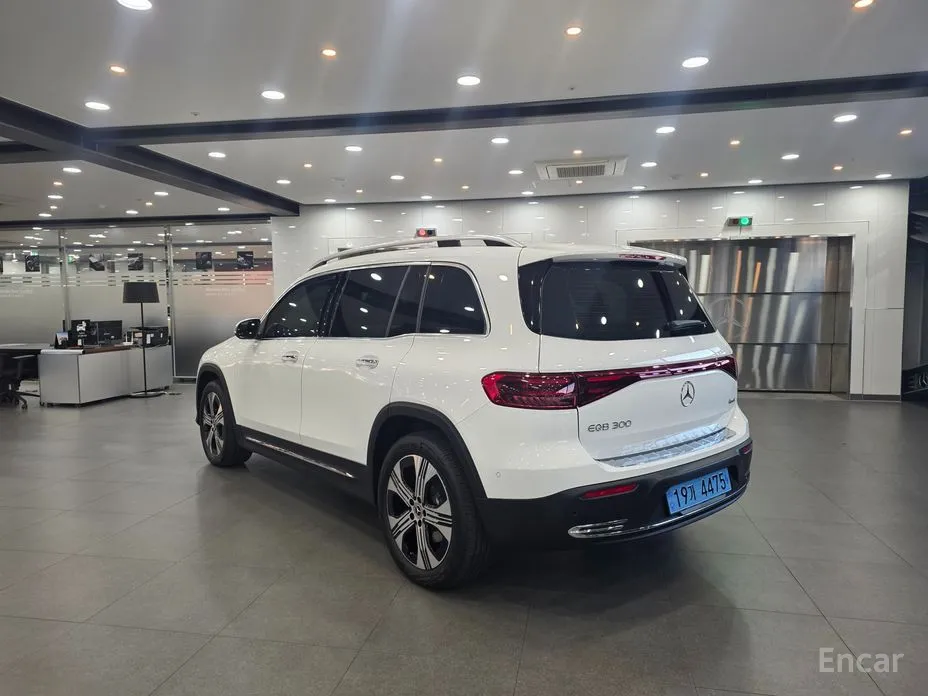 Mercedes-Benz EQB 2022 EQB300 4MATIC Progressive