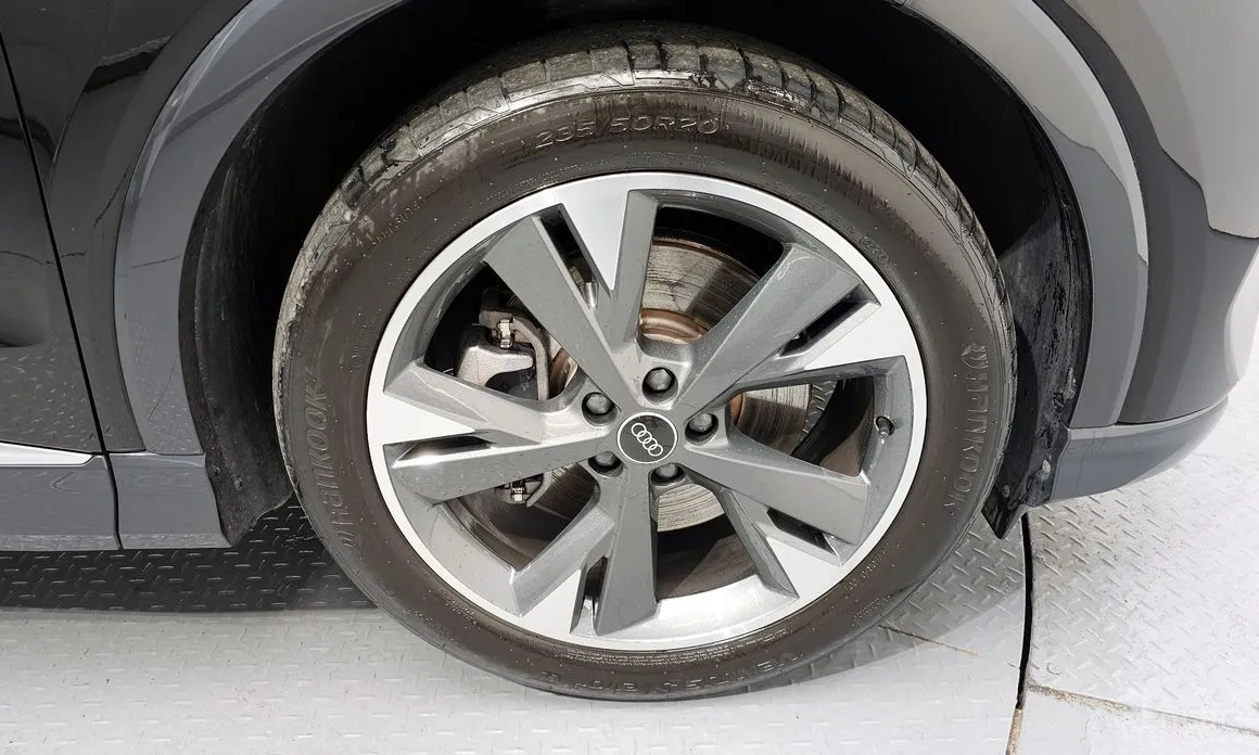 Audi Q4 e-tron 2022 40 Premium