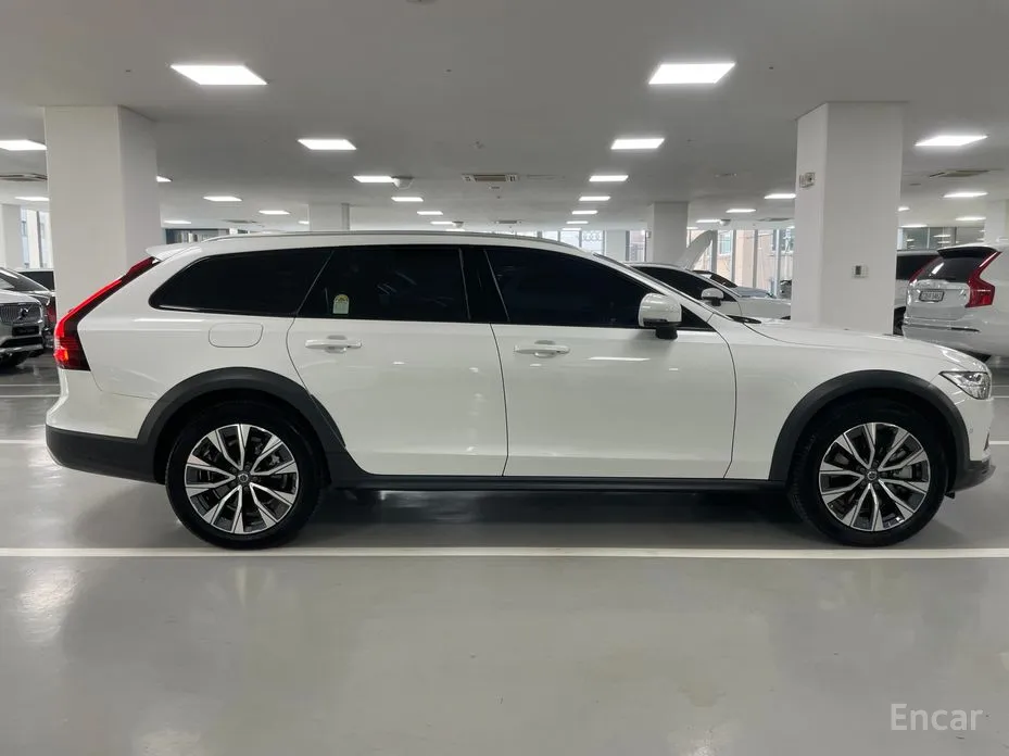 Volvo V90 2017 B5 Ultra AWD