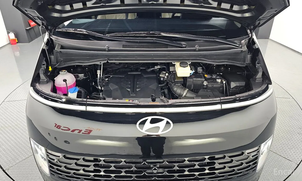 Hyundai Staria 2021 L3.5 Cargo 3-Seater