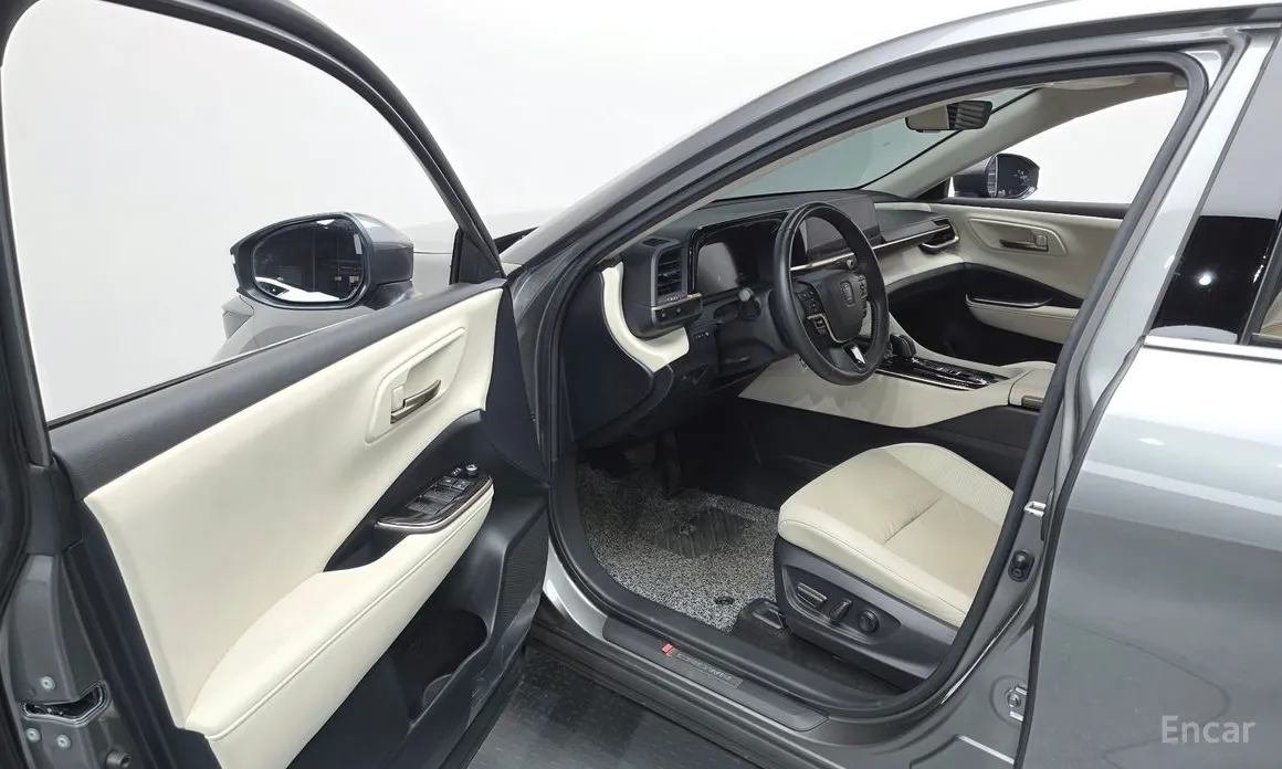 Toyota Crown 2023 2.5 4WD Hybrid