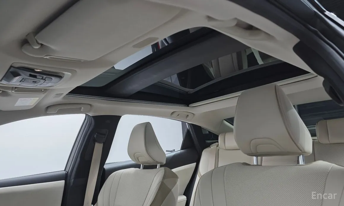 Toyota Crown 2023 2.5 4WD Hybrid