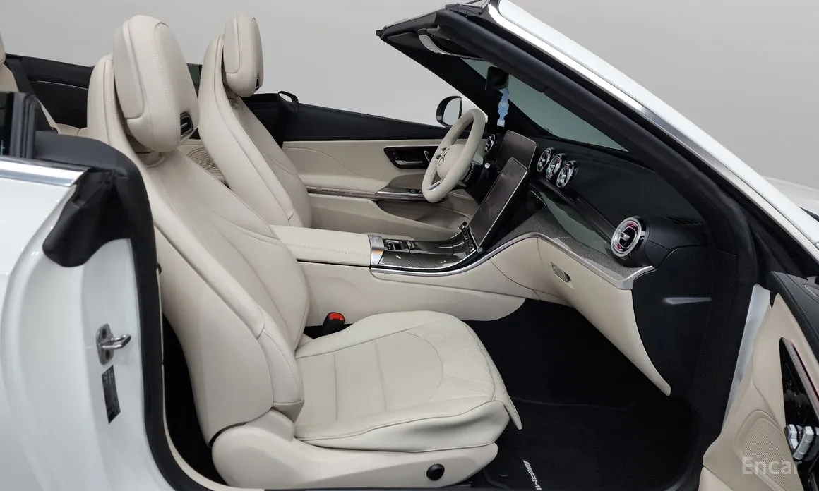 Mercedes-Benz CLE-Class 2024 CLE200 Cabriolet