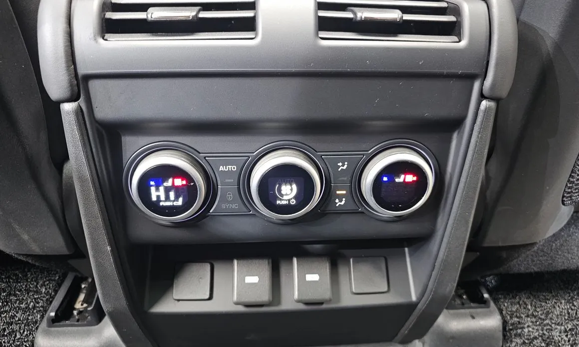 Land Rover Defender 2020 130 D300 X-Dynamic HSE