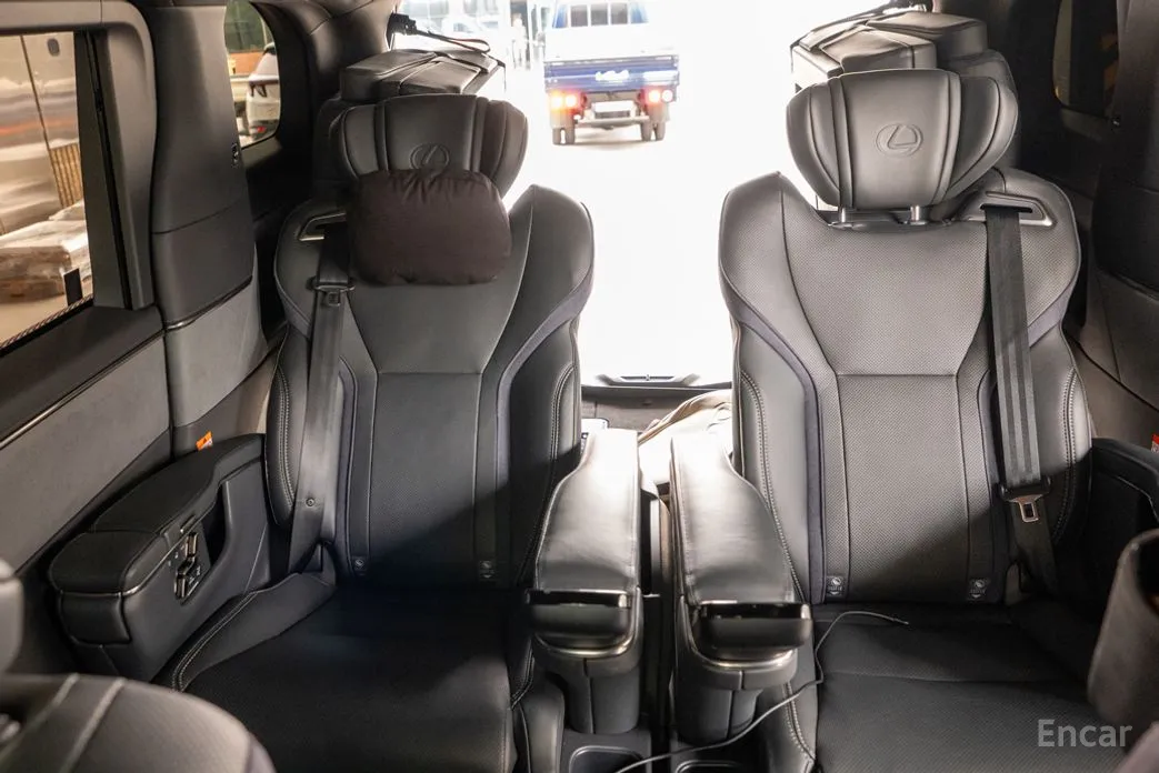 Lexus LM 2024 500h Executive