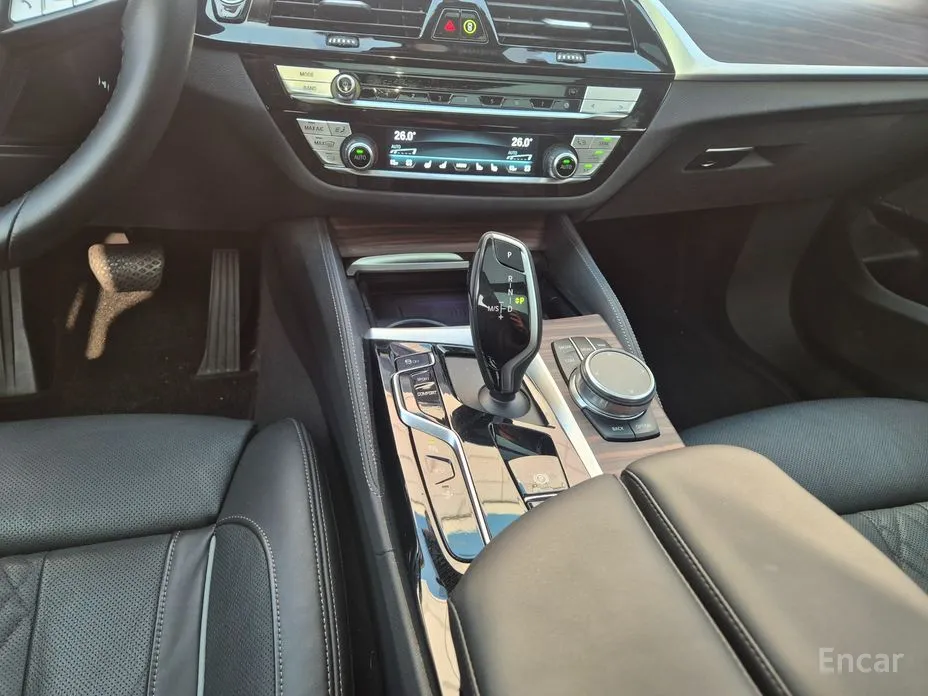 BMW Gran Turismo 2017 630i xDrive Luxury