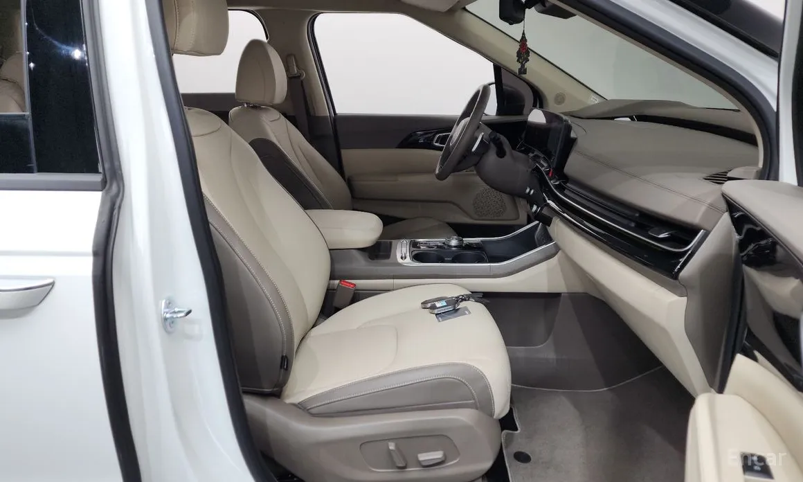 Kia Carnival 2023 Gasoline 9-Seater Signature