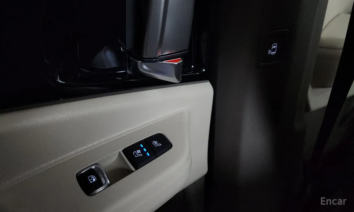 Kia Carnival 2023 Gasoline 9-Seater Signature