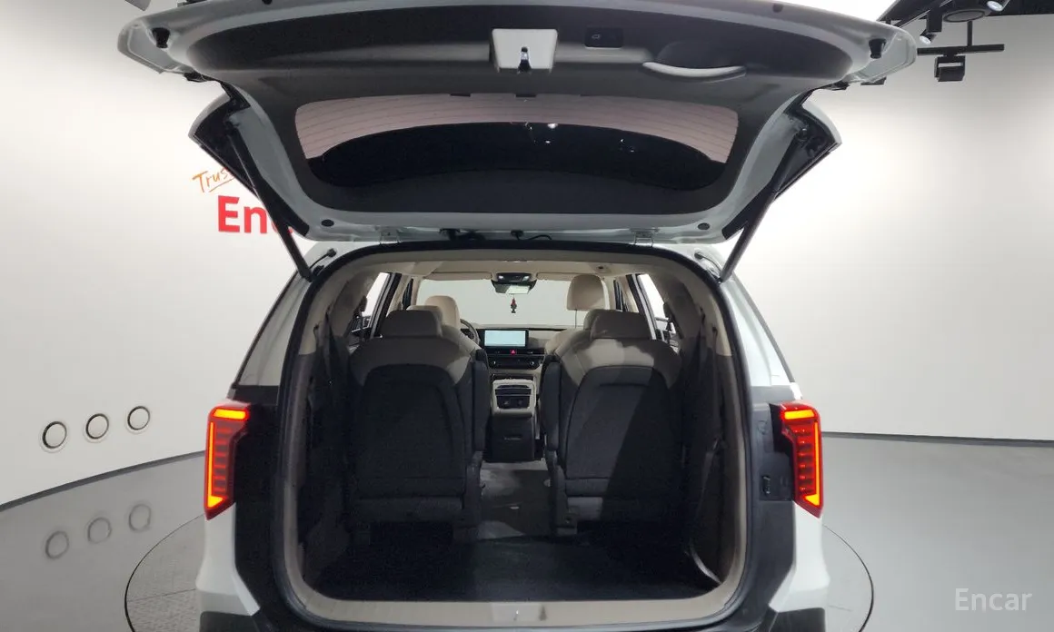 Kia Carnival 2023 Gasoline 9-Seater Signature