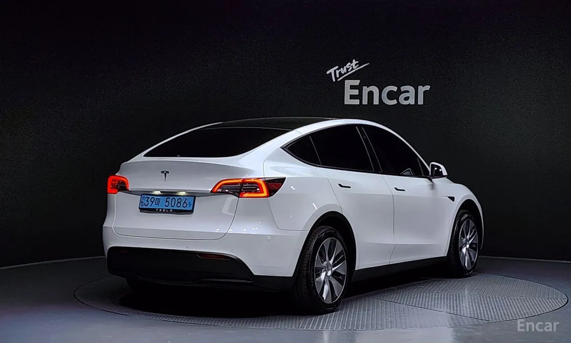 Tesla Model Y 2020 Standard Range