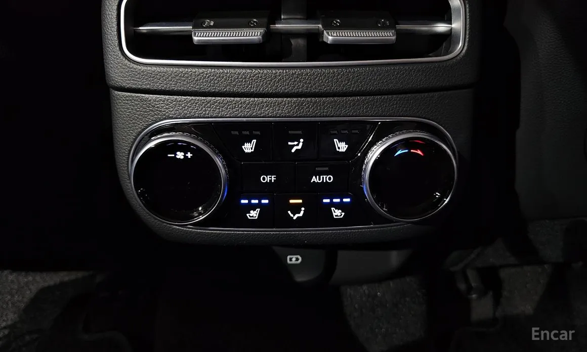 Genesis GV70 2022 e-AWD