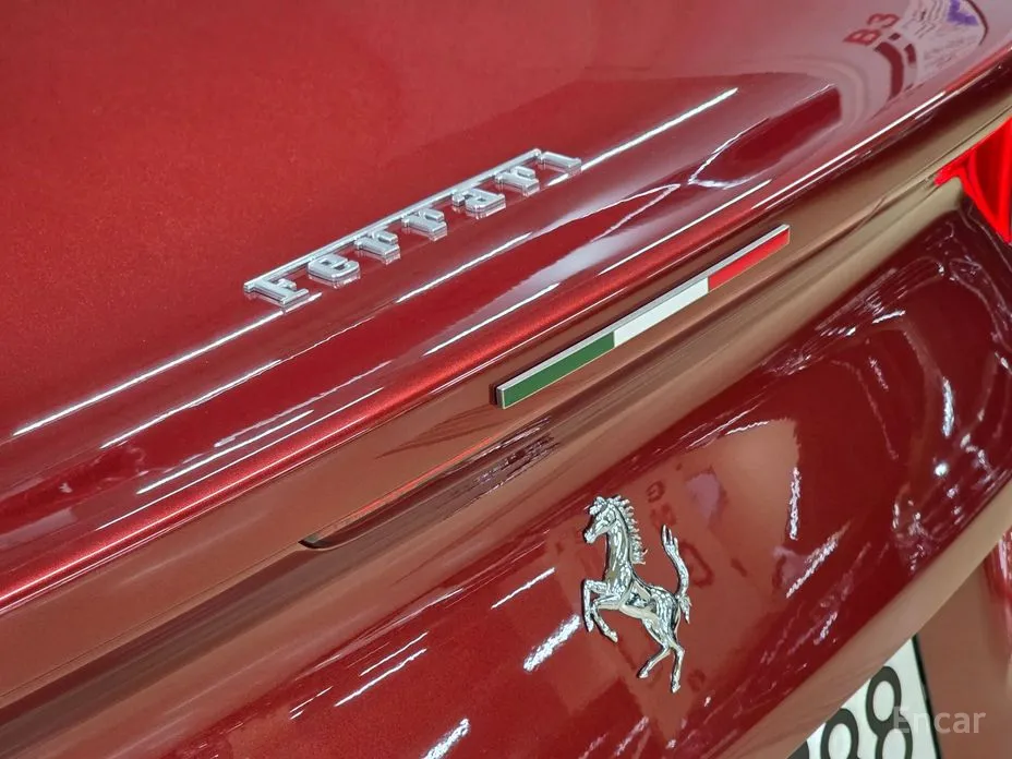 Ferrari 812 2020 6.5 V12