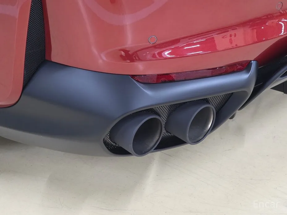 Ferrari 812 2020 6.5 V12