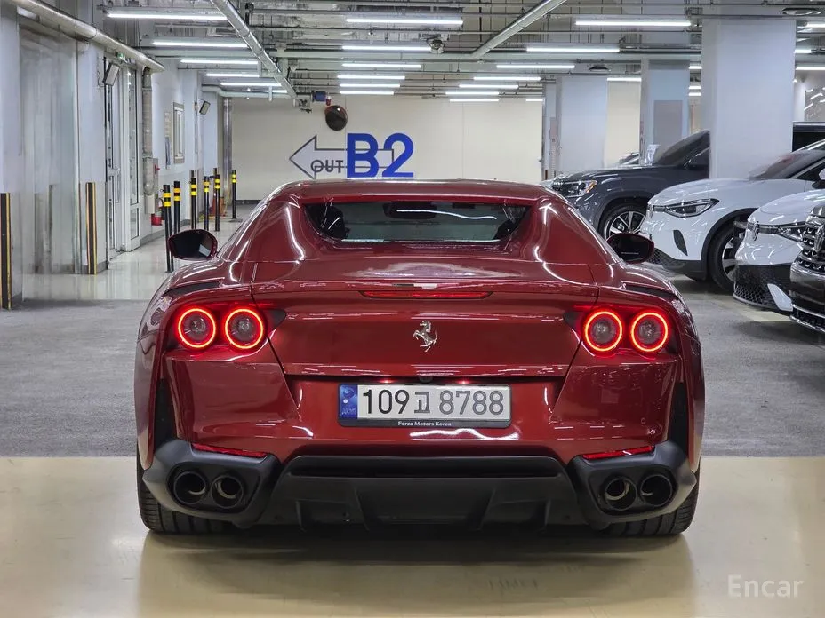 Ferrari 812 2020 6.5 V12