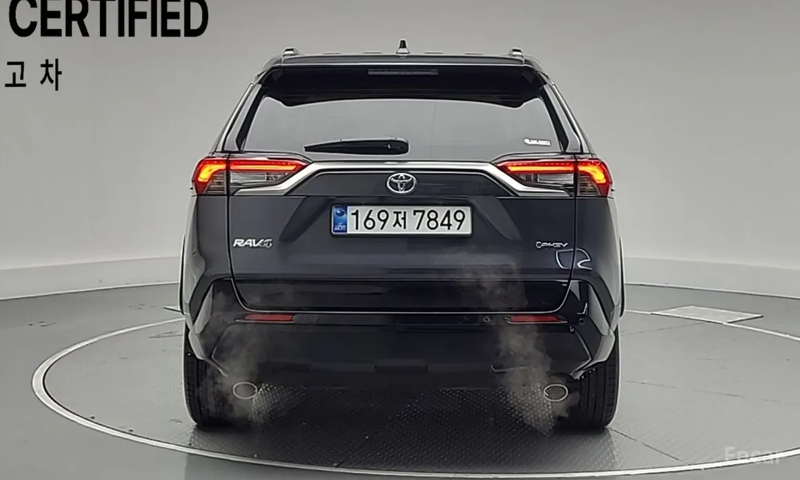 Toyota RAV4 2019 2.5 4WD PHEV XSE
