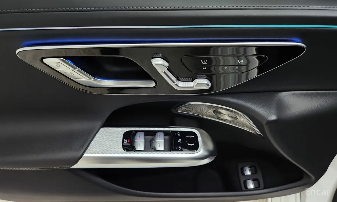 Mercedes-Benz E-Class 2024 E350e 4MATIC