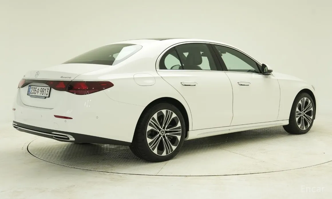 Mercedes-Benz E-Class 2024 E350e 4MATIC