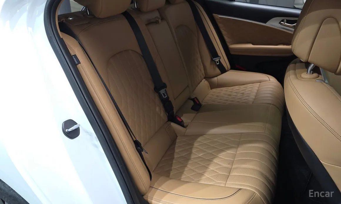 Genesis G70 2022 Gasoline 2.5T 4WD