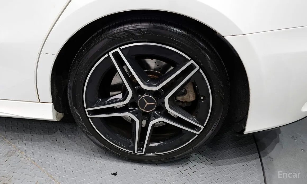 Mercedes-Benz A-Class 2019 AMG A35 4MATIC Sedan