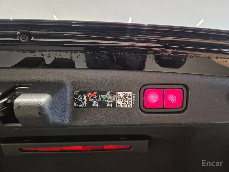 Mercedes-Benz E-Class 2024 E300 4MATIC AMG Line