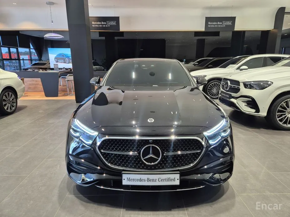 Mercedes-Benz E-Class 2024 E300 4MATIC AMG Line