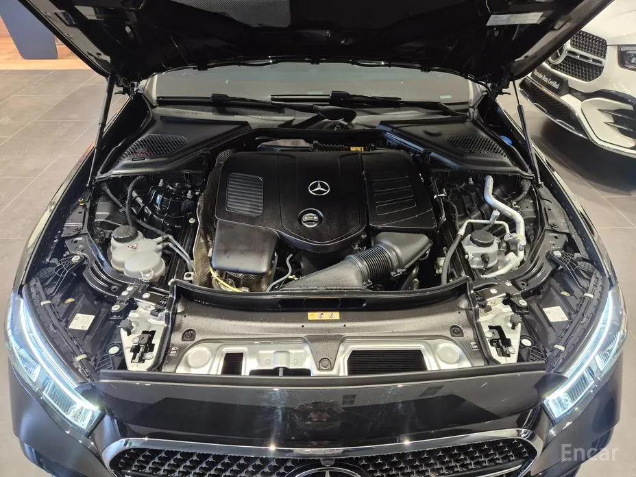 Mercedes-Benz E-Class 2024 E300 4MATIC AMG Line