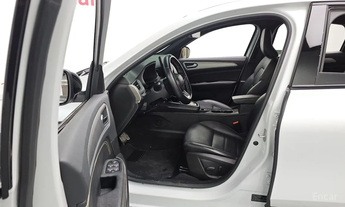 Renault Arkana 2024 1.6 E-TECH Iconic Design Package