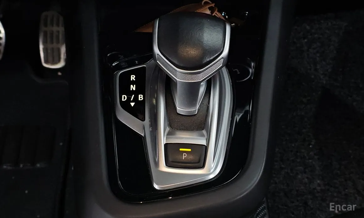 Renault Arkana 2024 1.6 E-TECH Iconic Design Package