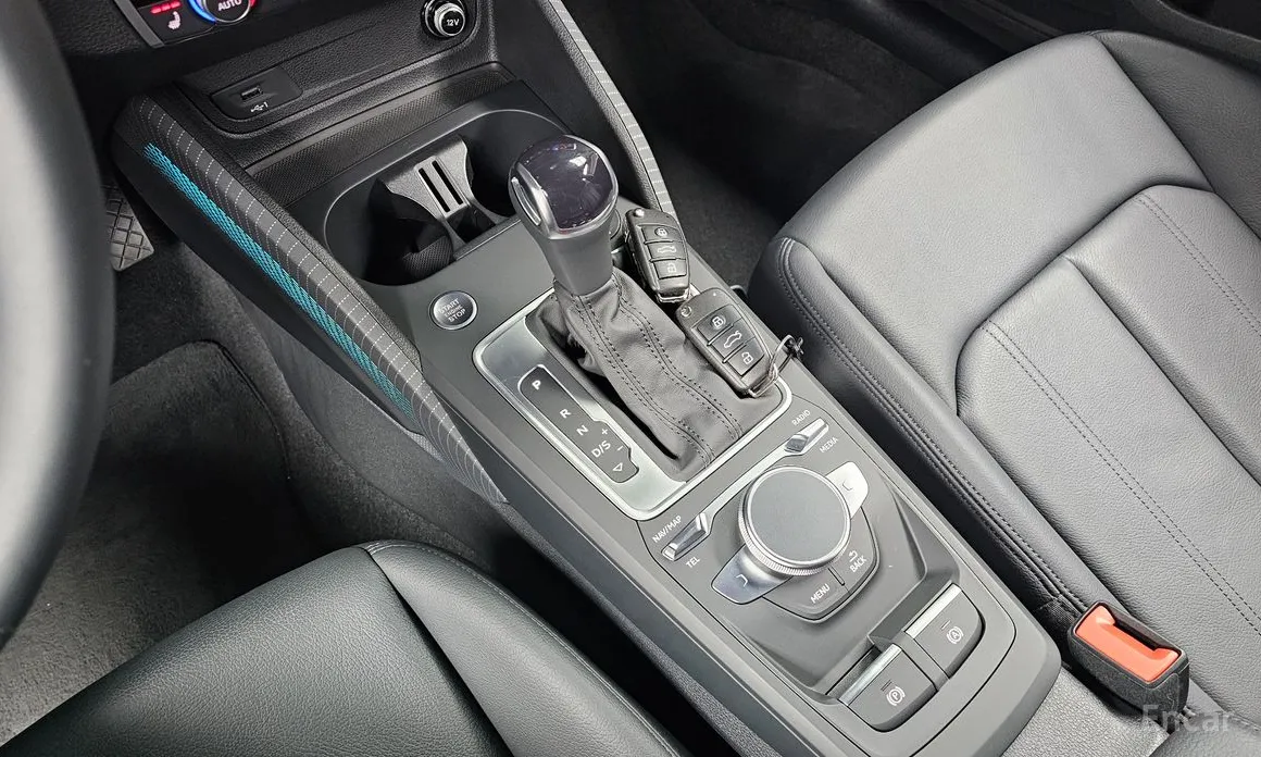 Audi Q2 2017 35 TDI Premium