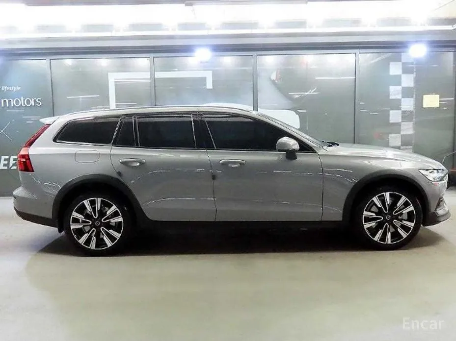 Volvo V60 2019 B5 Ultra AWD