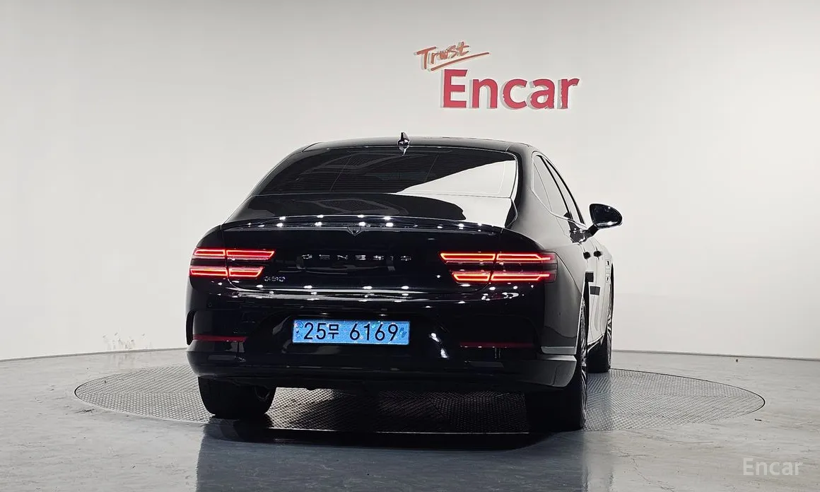 Genesis G80 2021 e-AWD