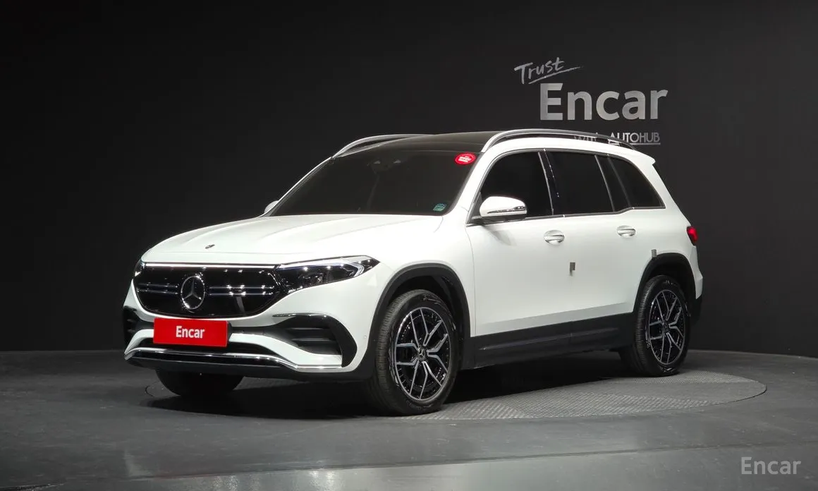 Mercedes-Benz EQB 2022 EQB300 4MATIC AMG Line