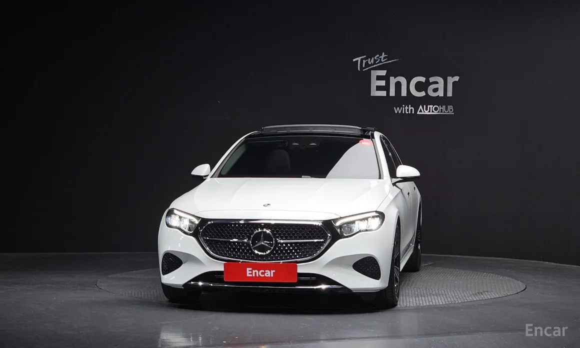 Mercedes-Benz E-Class 2024 E200 Avantgarde