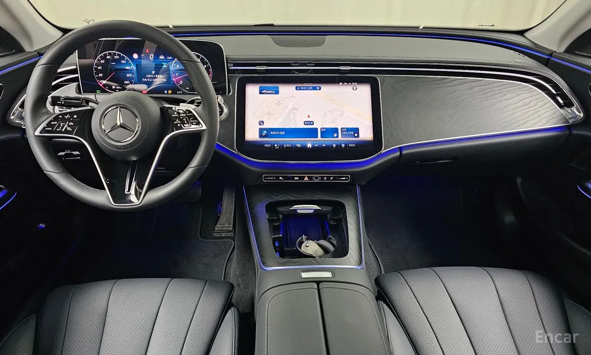 Mercedes-Benz E-Class 2024 E200 Avantgarde