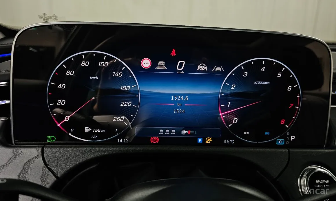 Mercedes-Benz E-Class 2024 E200 Avantgarde